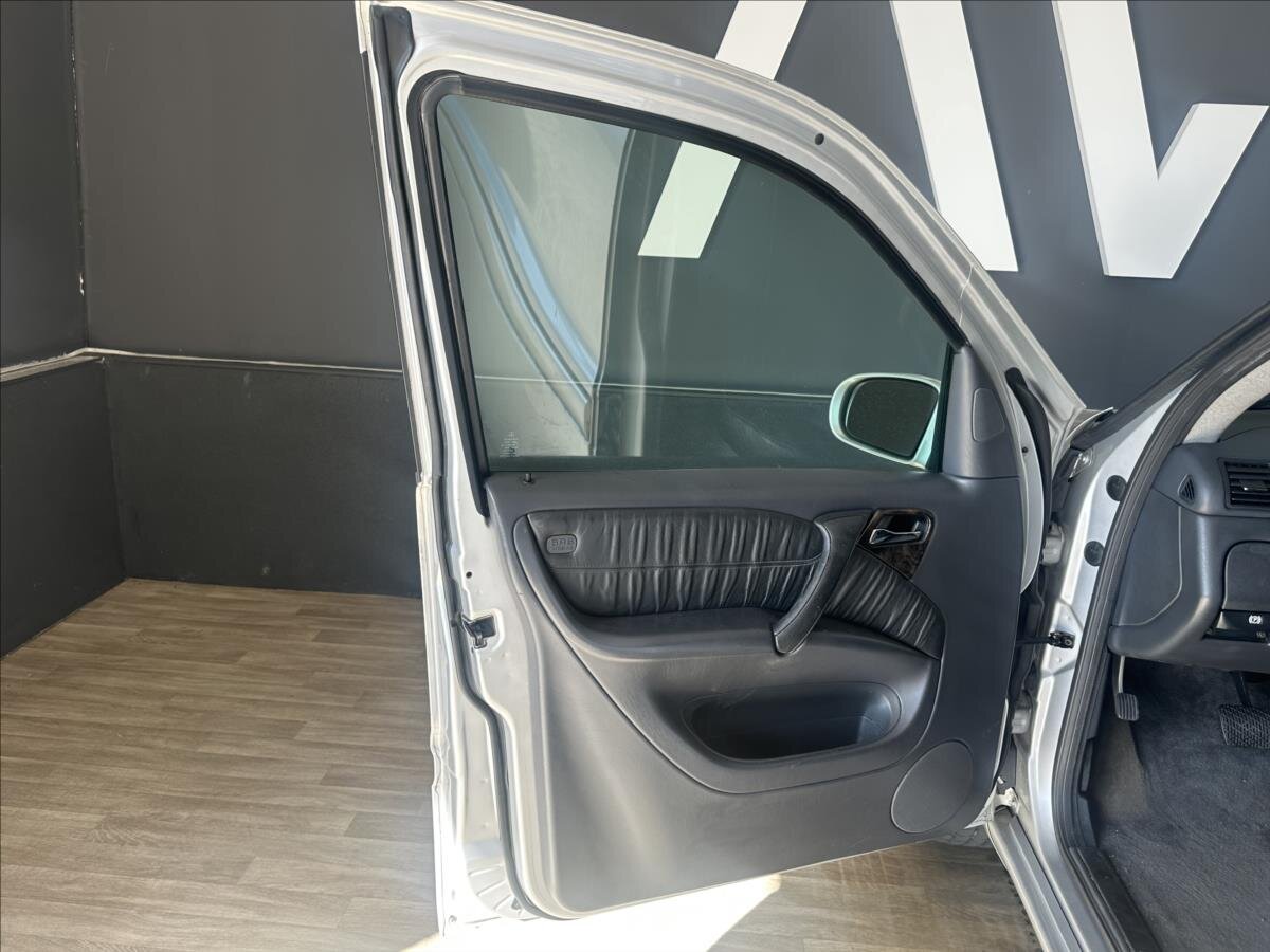 Mercedes-Benz Třídy M SUV / Terénní 2,7 l 120 kw