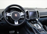 Porsche Cayenne SUV / Terénní 4,8 l 294 kw