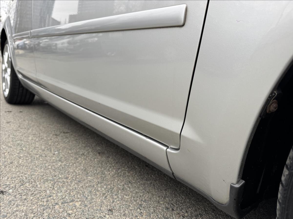 Ford C-MAX MPV 1,8 l 85 kw