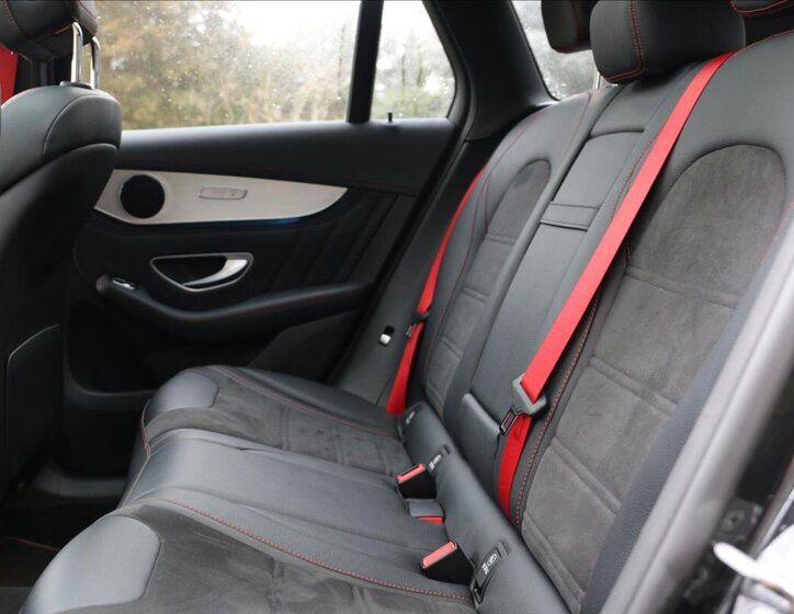 Mercedes-Benz GLC SUV 3,0 l 270 kw