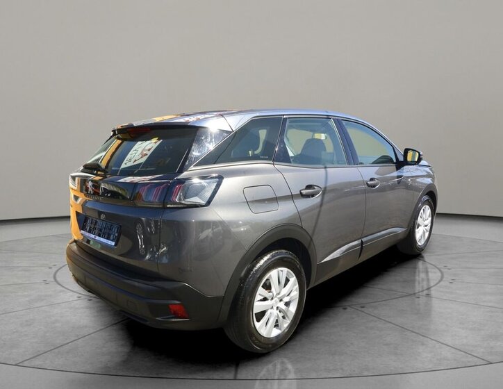 Peugeot 3008 SUV / Terénní 1,2 l 96 kw
