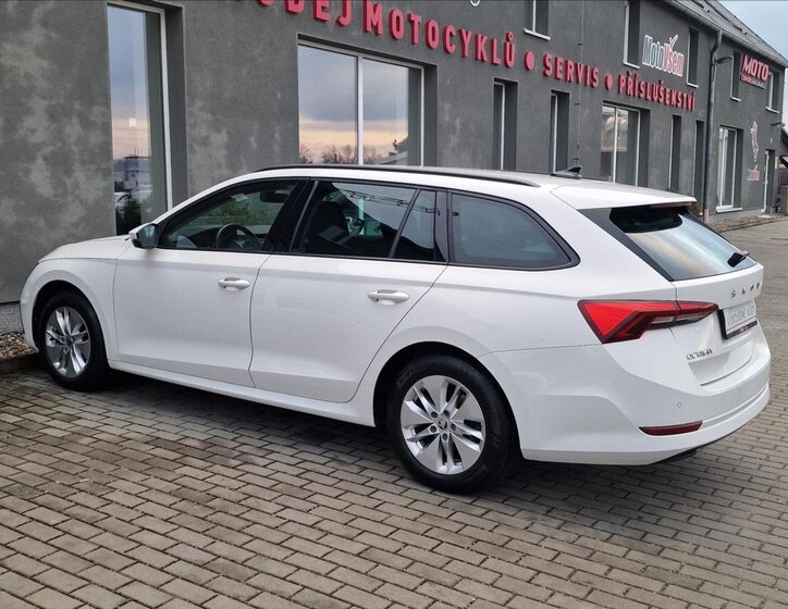 Škoda Octavia Kombi 2,0 l 85 kw