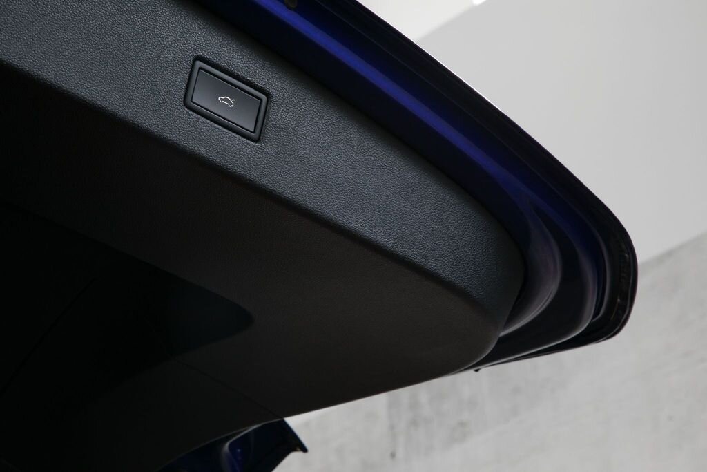 Volkswagen Tiguan SUV 2,0 l 235 kw