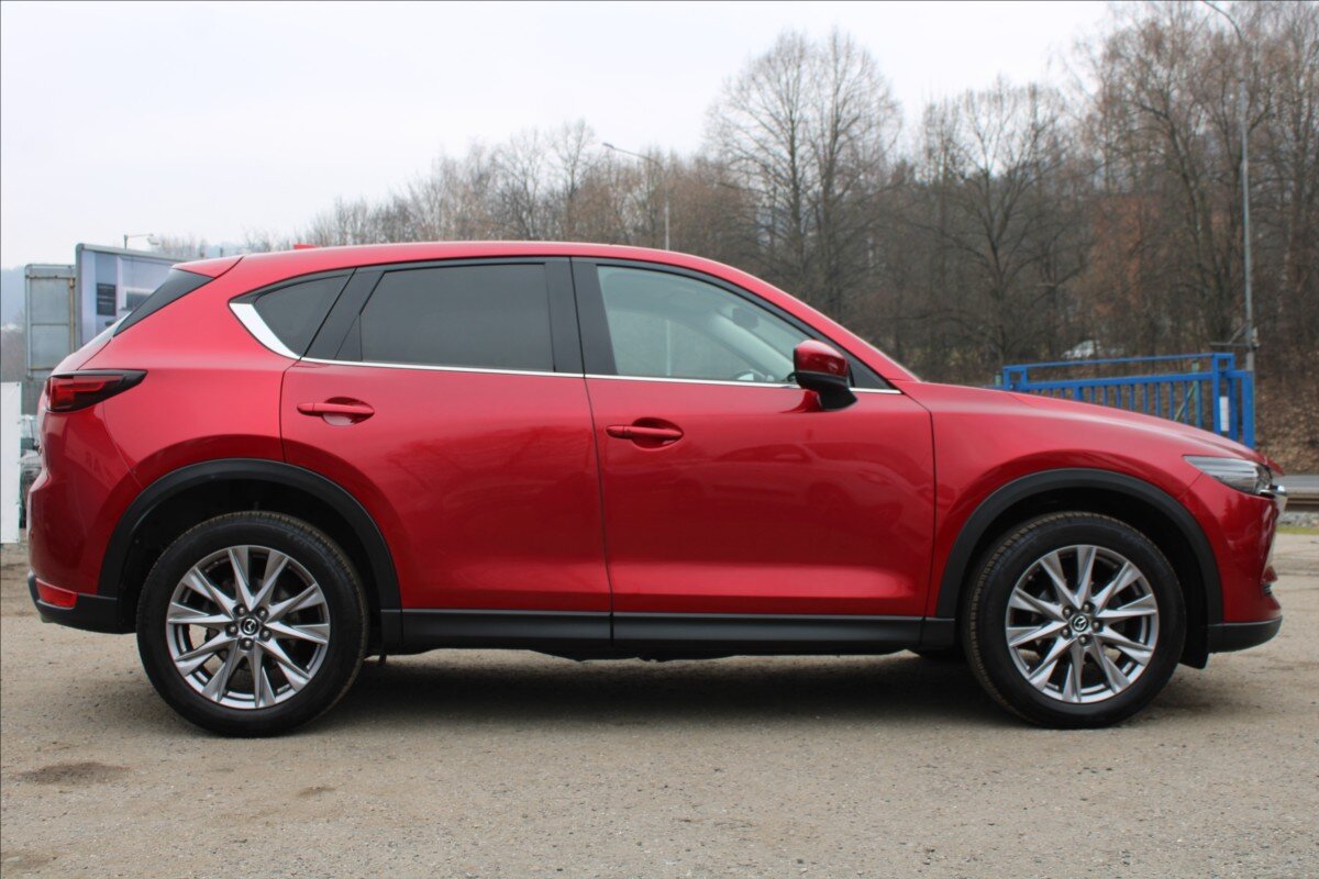 Mazda CX-5 SUV / Terénní 2,5 l 143 kw