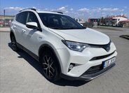 Toyota RAV4 SUV / Terénní 2,5 l 145 kw