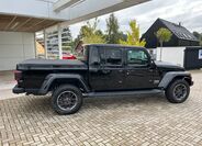 Jeep Gladiator 7
