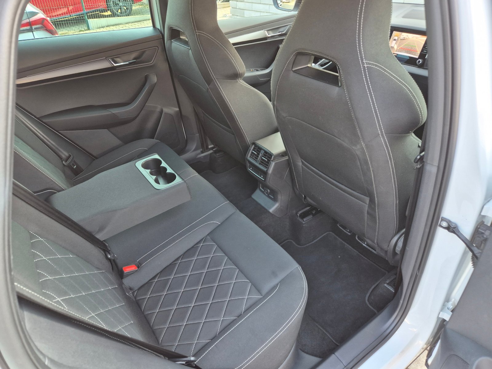 Škoda Karoq SUV / Terénní 1,5 l 110 kw