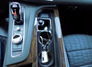 Cadillac Escalade 34