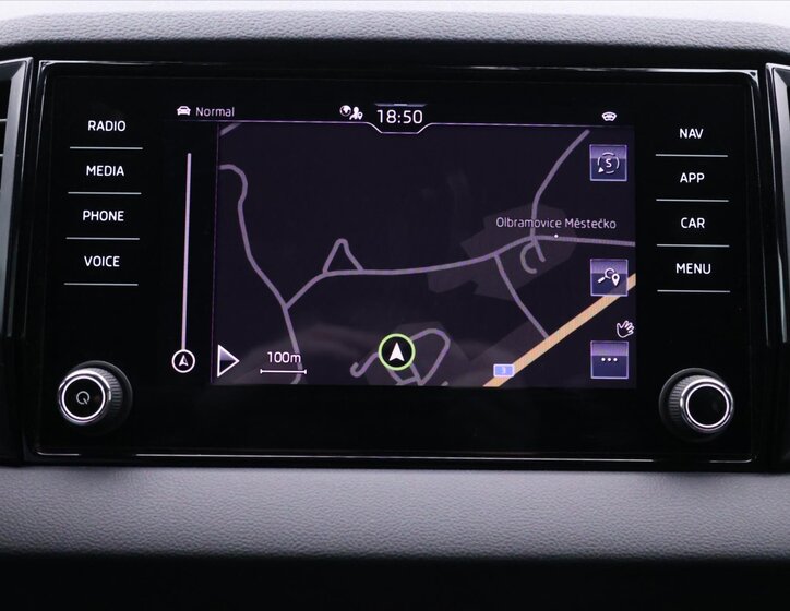 Škoda Karoq SUV 1,5 l 110 kw