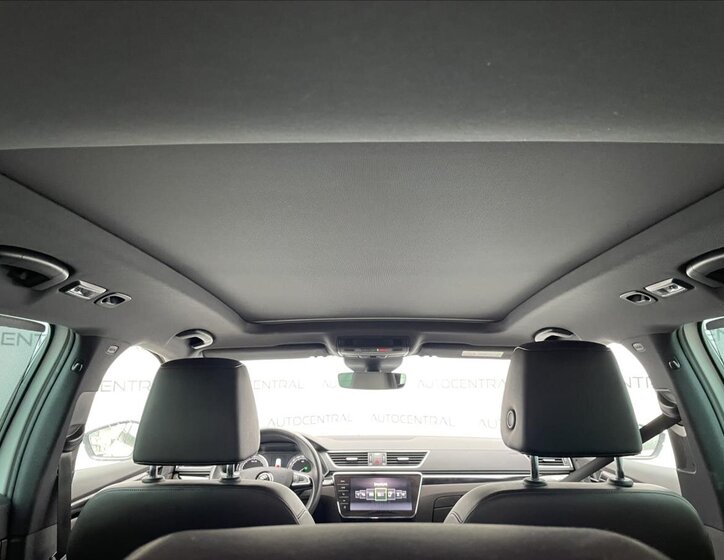 Škoda Superb Kombi 2,0 l 140 kw