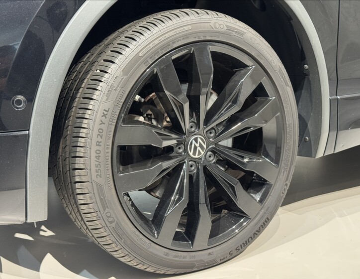 Volkswagen Tiguan Allspace 6