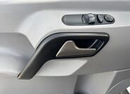 Mercedes-Benz Sprinter 17