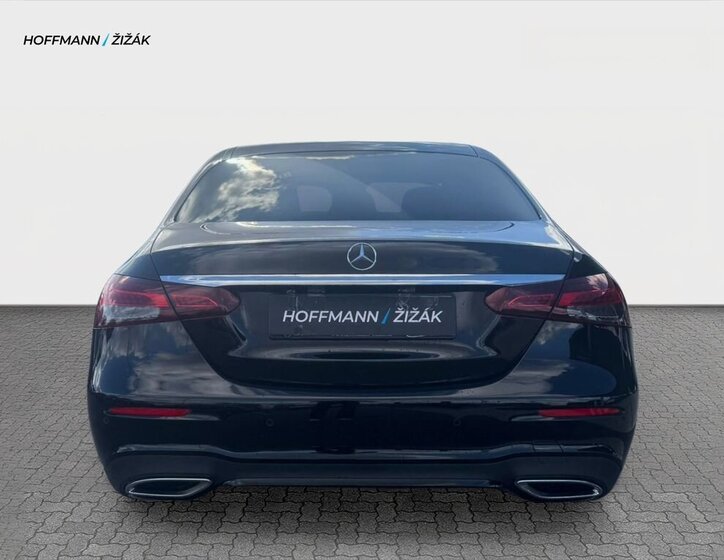 Mercedes-Benz Třídy E Sedan / Limuzína 2,0 l 143 kw