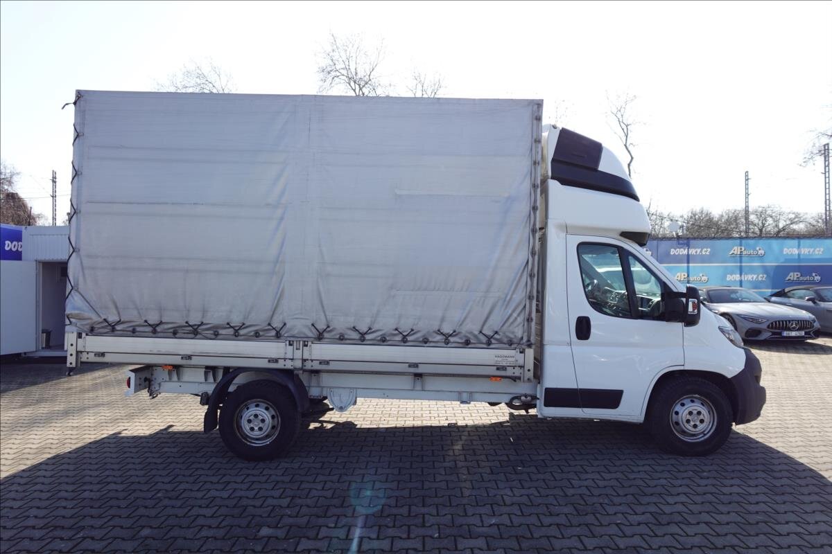 Peugeot Boxer Valník 2,2 l 121 kw