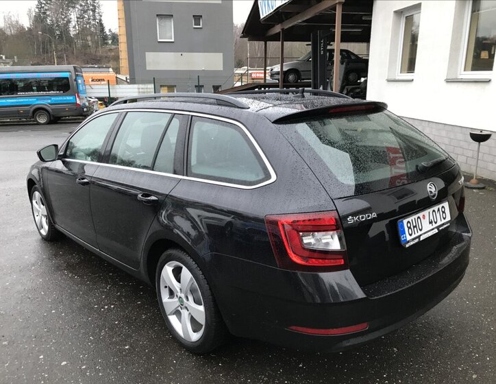 Škoda Octavia Kombi 2,0 l 110 kw