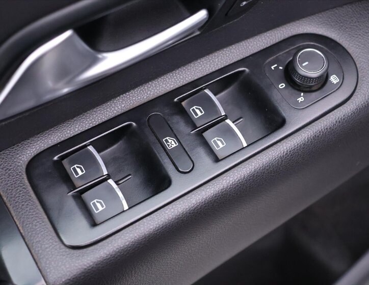 Volkswagen Amarok 14