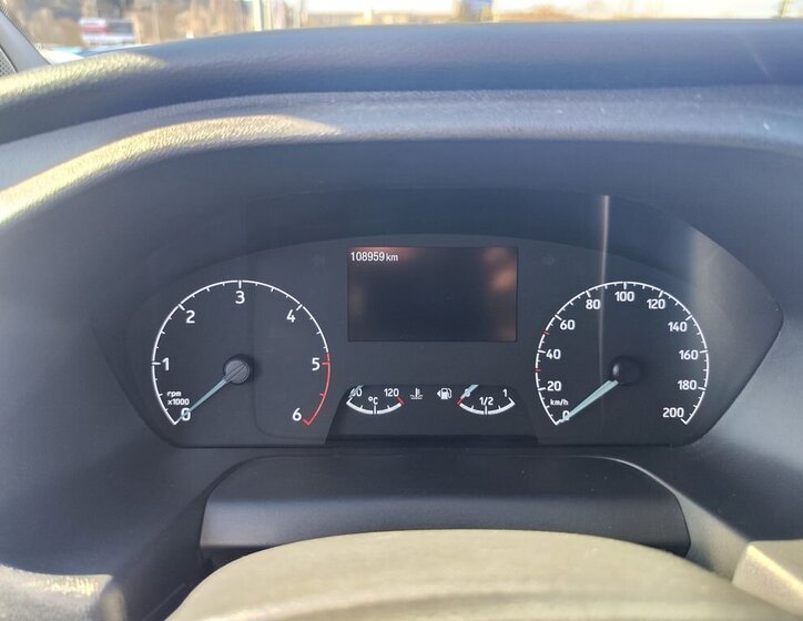 Ford Tourneo Custom VAN / Minibus 2,0 l 110 kw