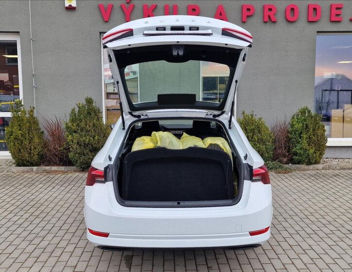 Škoda Octavia Liftback 999,0 81 kw