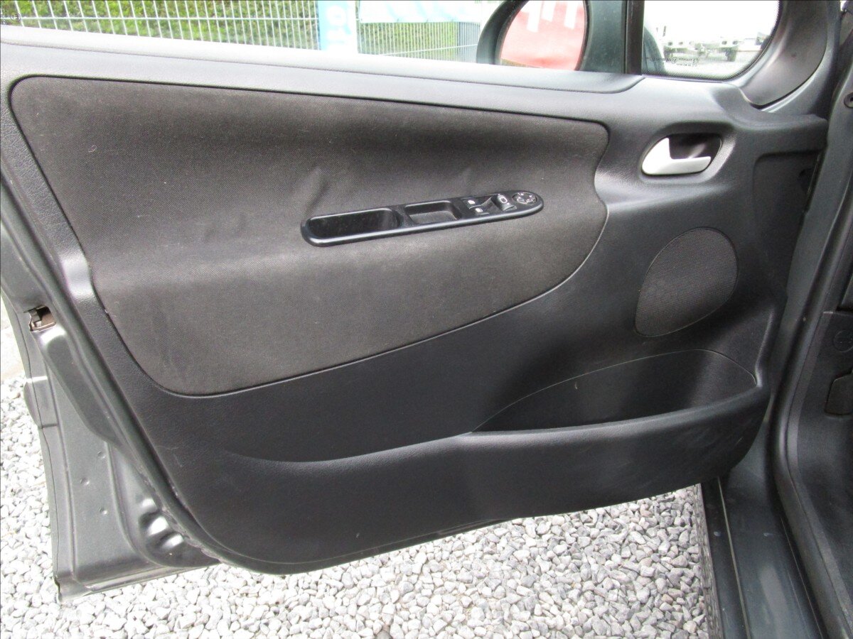 Peugeot 207 Hatchback 1,4 l 70 kw