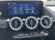 Mercedes-Benz GLA 12