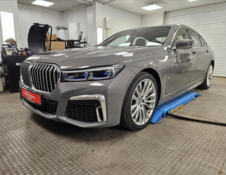BMW Řada 7 3