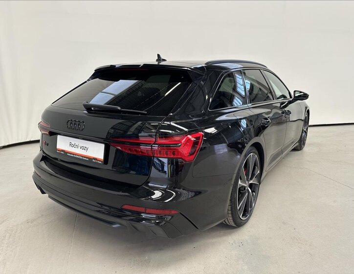 Audi S6 Kombi 3,0 l 253 kw