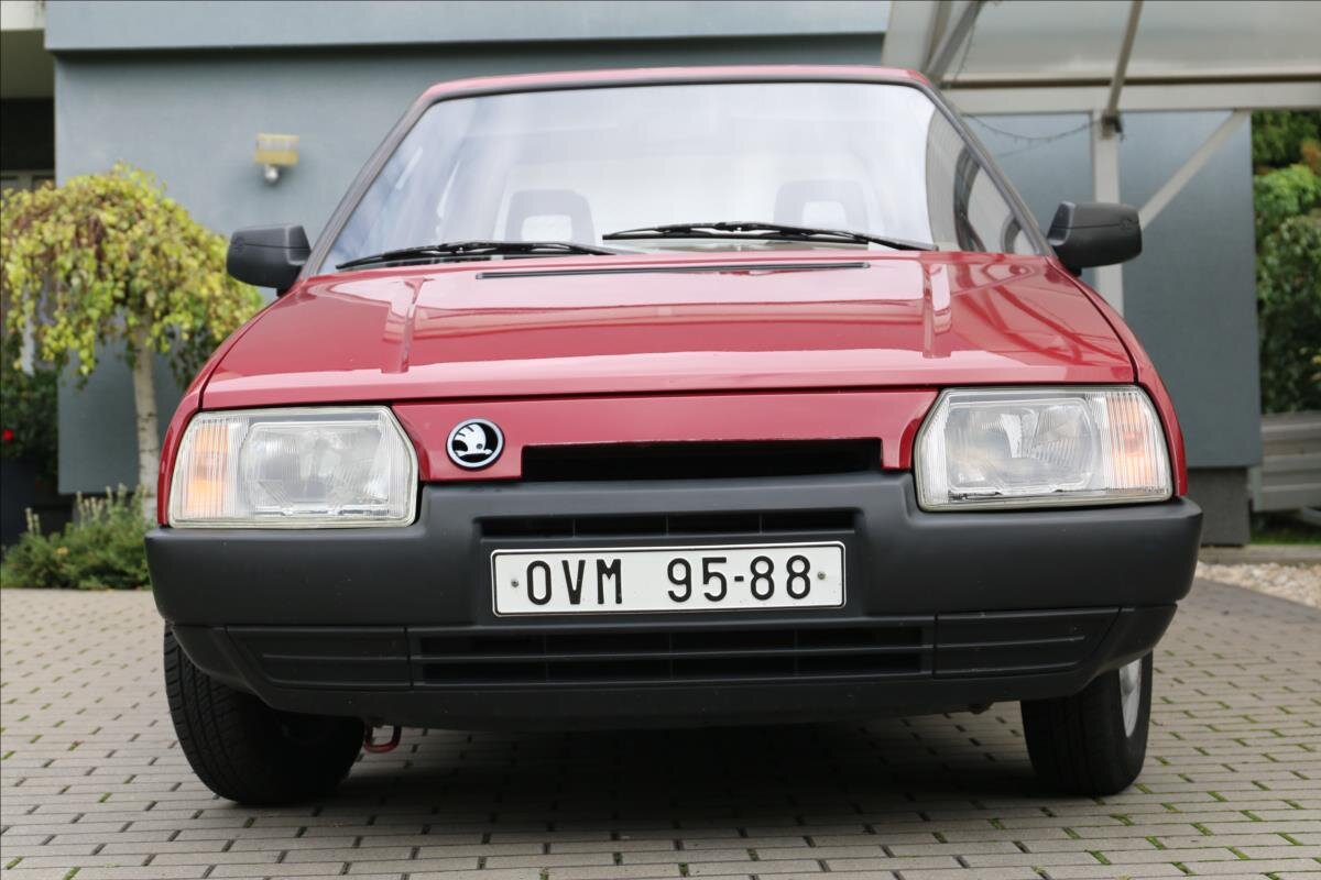Škoda Favorit Hatchback 1,3 l 46 kw