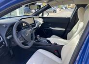 Lexus UX 250h 7