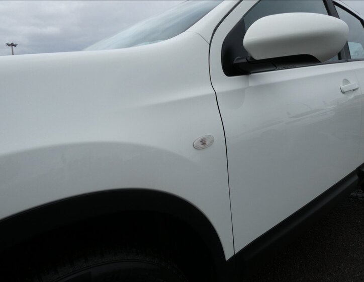 Nissan Qashqai SUV 2,0 l 104 kw