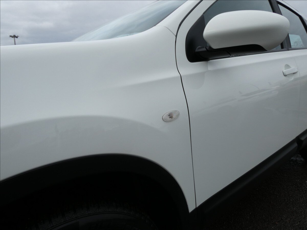 Nissan Qashqai SUV 2,0 l 104 kw