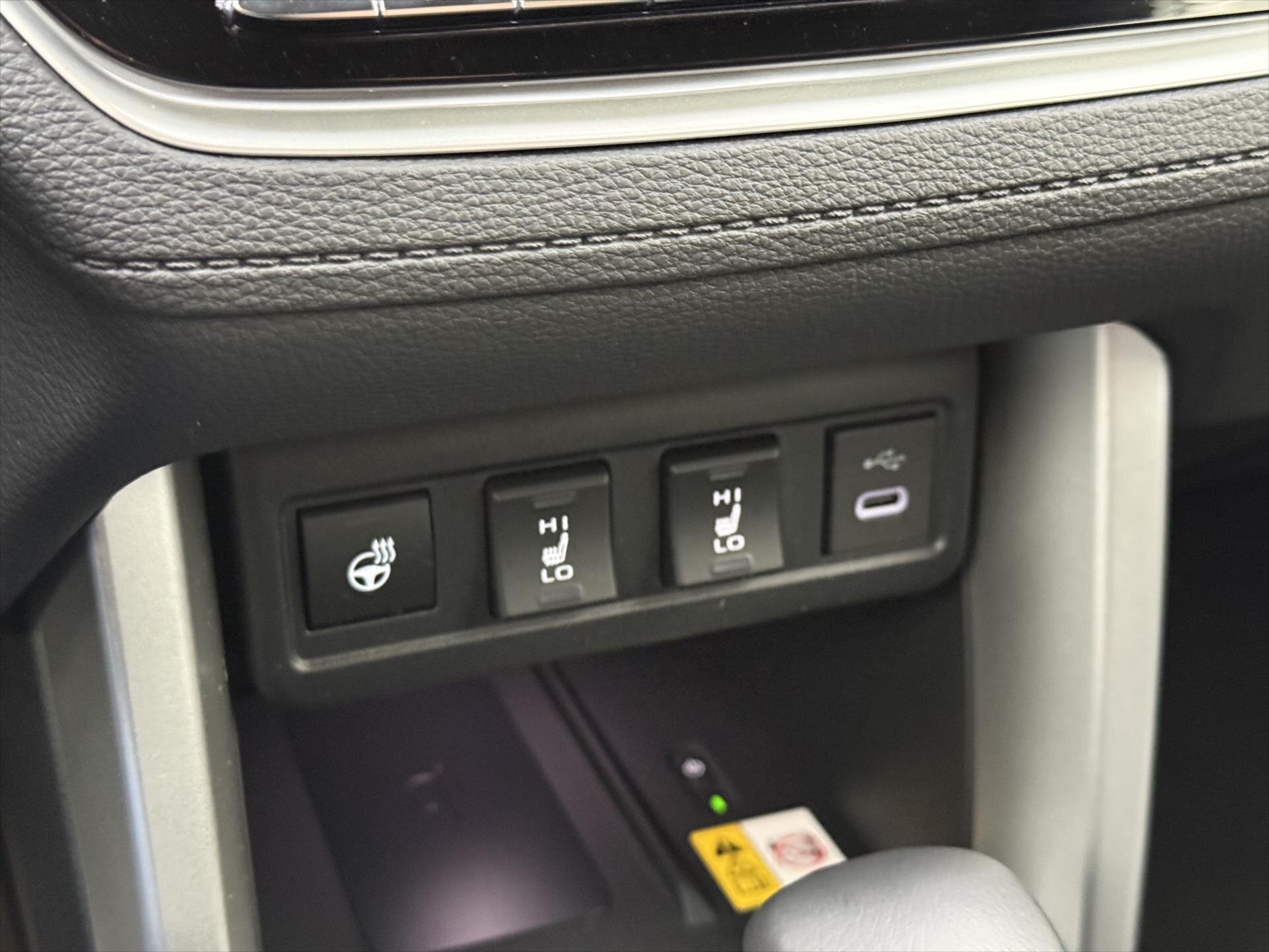 Toyota Corolla Cross SUV / Terénní 2,0 l 112 kw