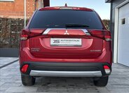 Mitsubishi Outlander 7