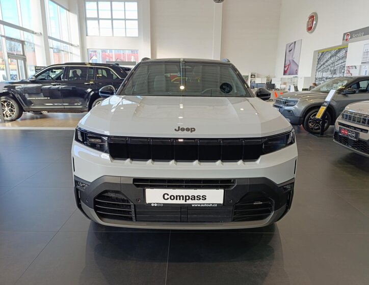 Jeep Compass SUV / Terénní 1,2 l 107 kw