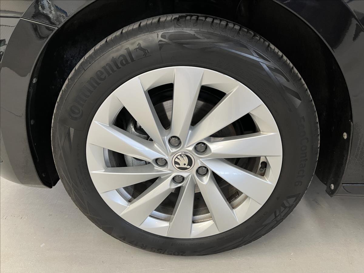 Škoda Octavia Liftback 2,0 l 110 kw