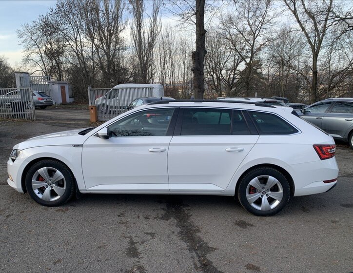 Škoda Superb Kombi 2,0 l 140 kw