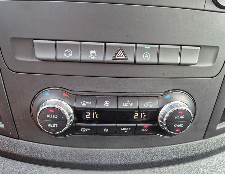 Mercedes-Benz Vito 23