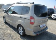 Ford Tourneo Courier 3