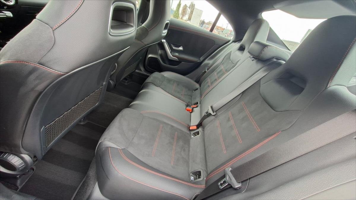 Mercedes-Benz CLA Kupé 1,3 l 120 kw