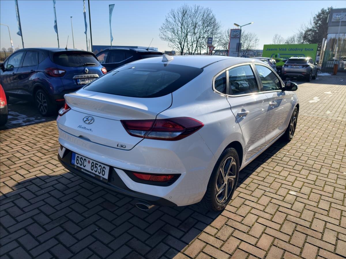 Hyundai i30 Liftback 998,0 88 kw