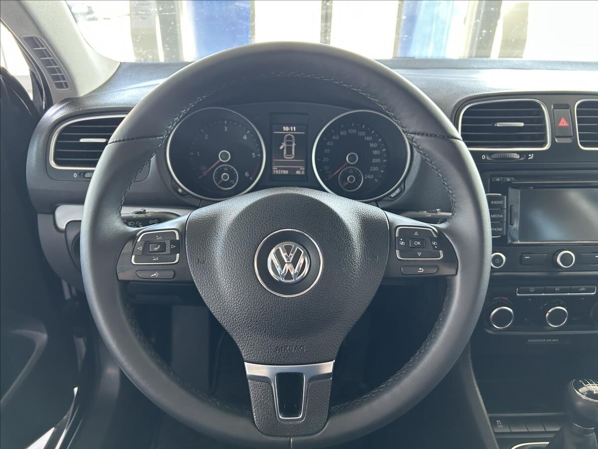 Volkswagen Golf Kombi 1,6 l 77 kw