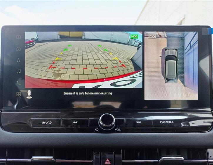 Mitsubishi Outlander SUV 2,4 l 225 kw