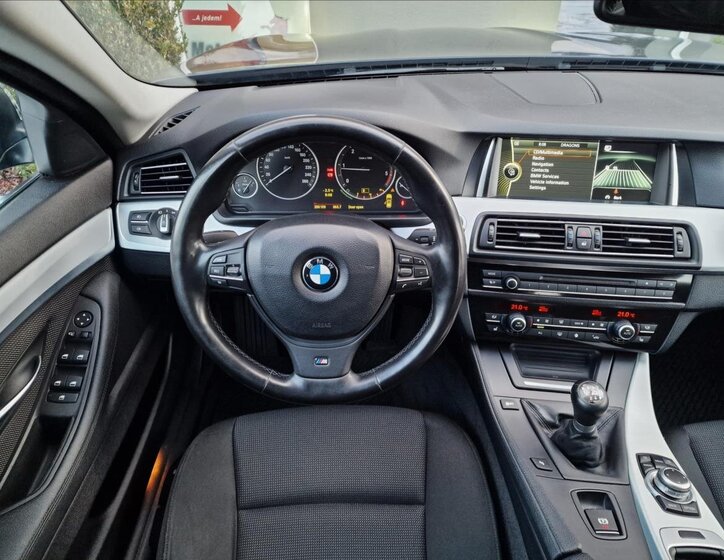 BMW Řada 5 12