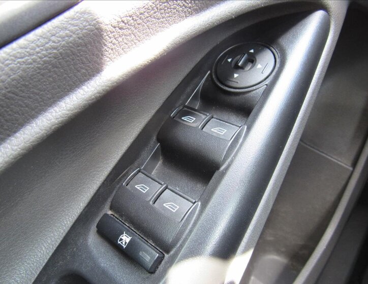 Ford Tourneo Connect Kombi 1,5 l 88 kw