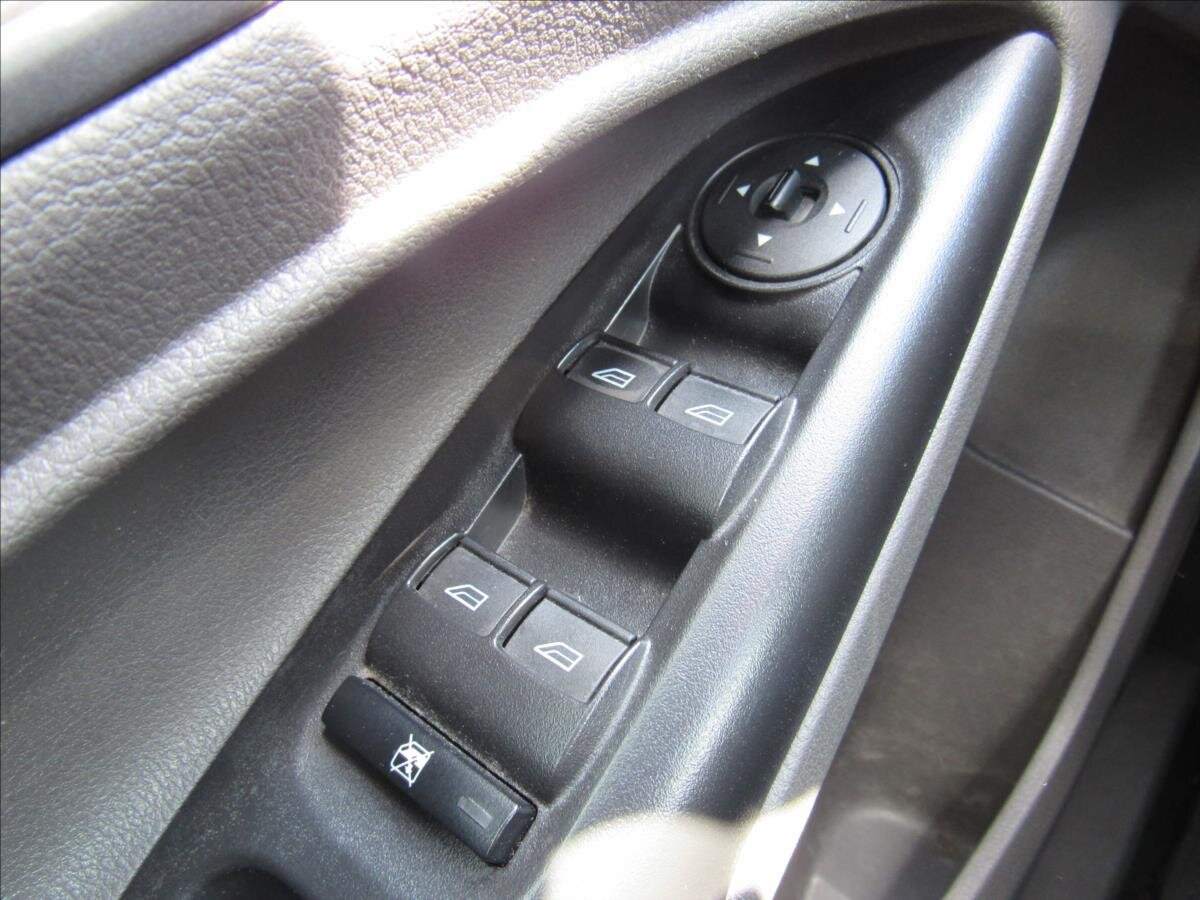 Ford Tourneo Connect Kombi 1,5 l 88 kw