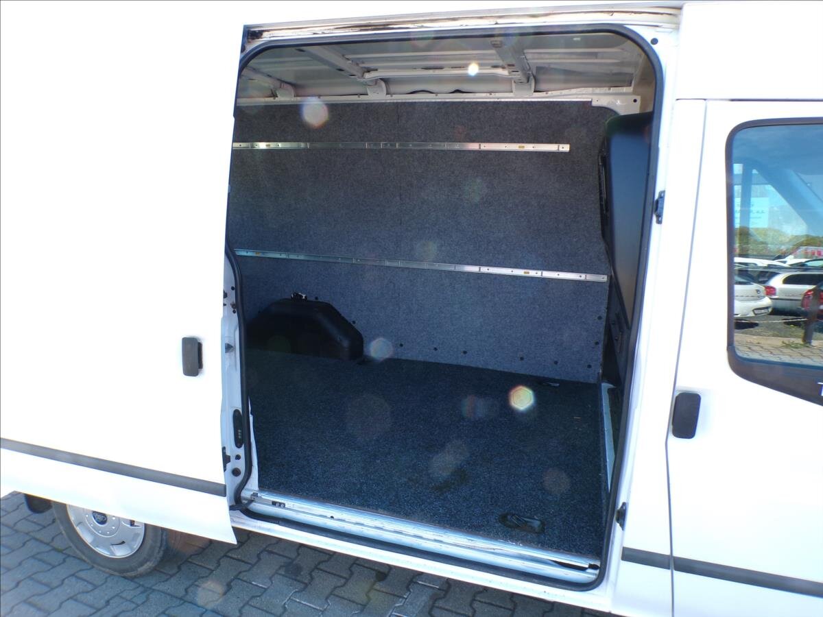 Ford Transit Skříň 2,2 l 92 kw