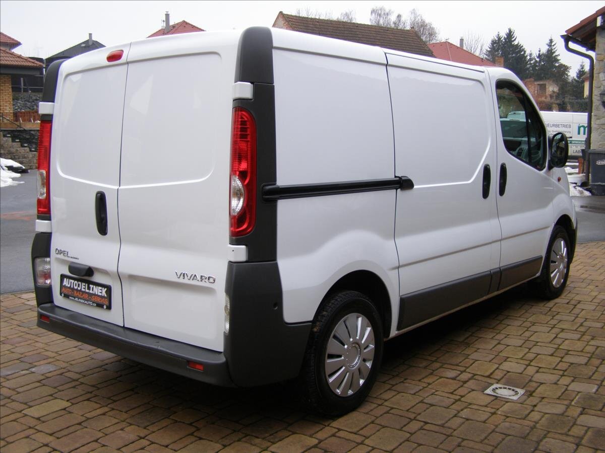 Opel Vivaro Ostatní 2,0 l 66 kw
