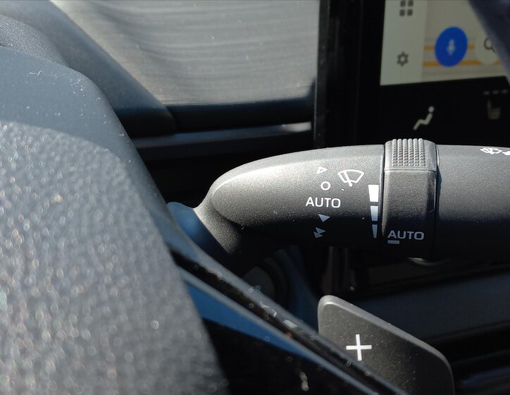 Toyota C-HR CUV / Crossover 2,0 l 0