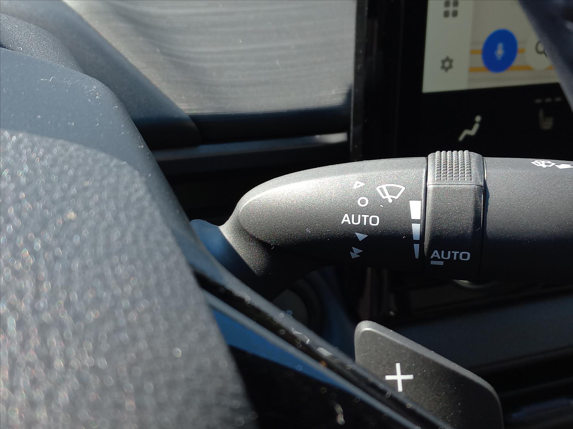 Toyota C-HR CUV / Crossover 2,0 l 0