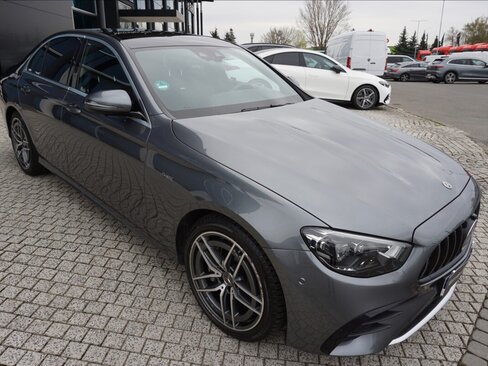 Mercedes-Benz Třídy E Sedan / Limuzína 3,0 l 320 kw