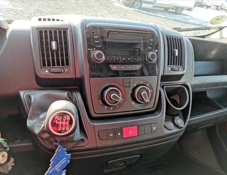 Peugeot Boxer 9